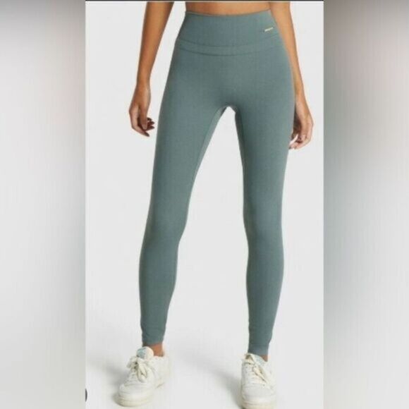 EUC Gymshark x Whitney Simmons Women’s Gray Athletic Workout Leggings - Size XS - Picture 1 of 6
